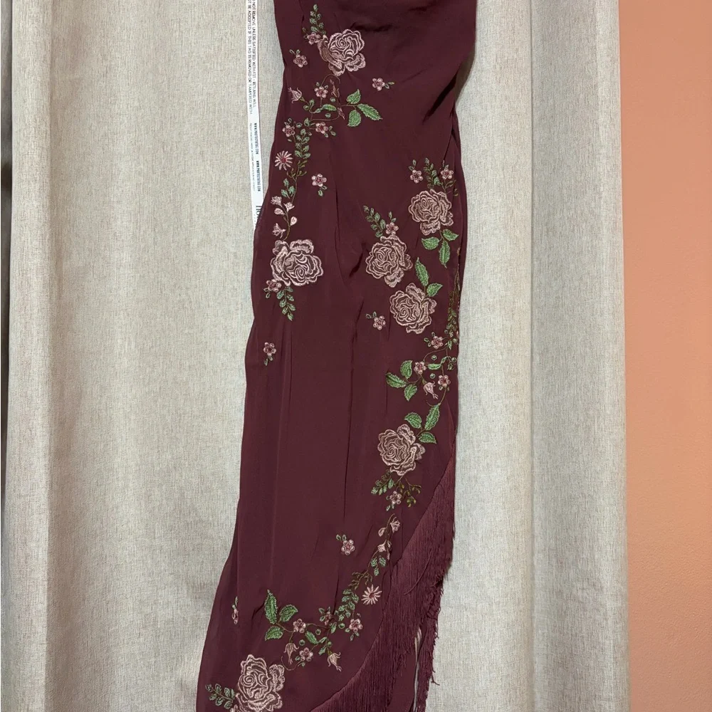 House of CB Burgundy Asymmetrical Dress with Floral Design-Eloisa - Picture 4 of 5